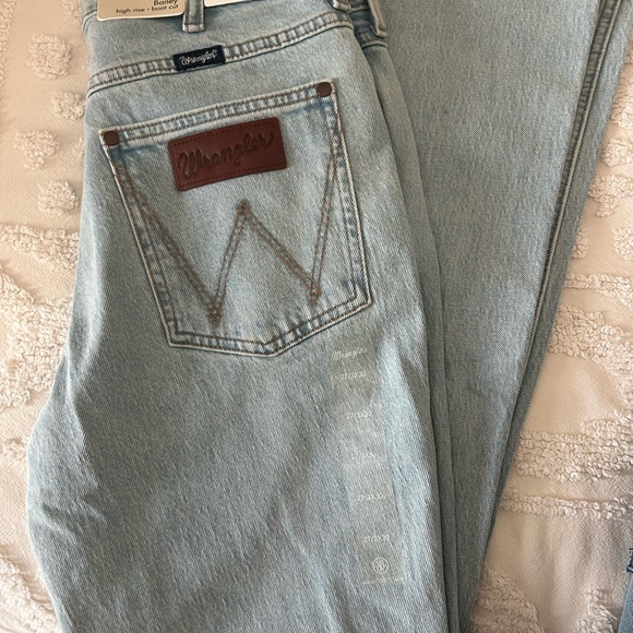 Wrangler Retro High Rise Light Blue Jeans - Picture 3 of 4